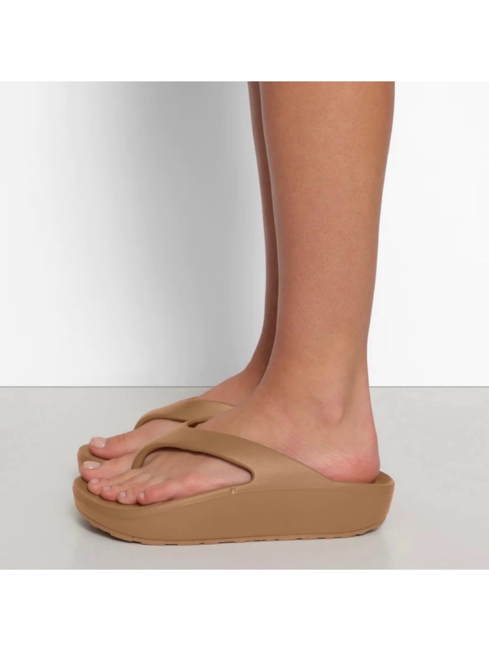 Skims Molded Sandals in Ochre Size 39 US Size 8.5
